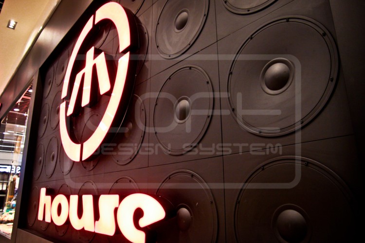 speaker-model-11-panele-3d-dekoracja-scienna-megaaranz-loft-design-system-aranzacja-wnetrz