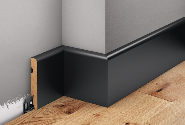 LISTWA PRZYPODŁOGOWA MDF LMDF-07MC MALOWANA CZARNA CREATIVA 